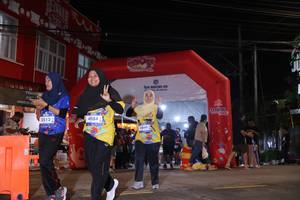 BIB: 3512, 4084, 3860
                            <button type="button" onclick="openModal(26263065)" class="btn btn-primary btn-sm float-right btn-popup" data-toggle="modal" data-target=".modal-high-quality">
                        <i class="fas fa-shopping-cart"></i> Add to Cart
                    </button>
                                            <button type="button" onclick="isThisMe(26263065, true)" class="btn btn-success btn-sm float-right btn-popup btn-isme hidden" data-toggle="tooltip" data-placement="bottom" title="นี่คือรูปของคุณใช่ไหม คลิกที่นี่เพื่อเอาเข้าอัลบั้ม">
                        <i class="fas fa-plus"></i> Add to album
                    </button>
                    <button type="button" onclick="isThisMe(26263065, false)" class="btn btn-warning btn-sm float-right btn-popup btn-isnotme hidden">
                        <i class="fas fa-ban"></i> Remove from album
                    </button>